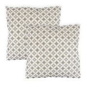 Outdoor Pair Of Scatter Cushions - Diamond (Outer Ctn Qty: 18)